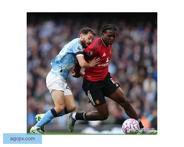 两场联赛零进球收官曼联本赛季是否走向降级式重建引发球迷热议前景堪忧